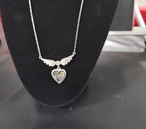 Shell Heart Pendant Necklace